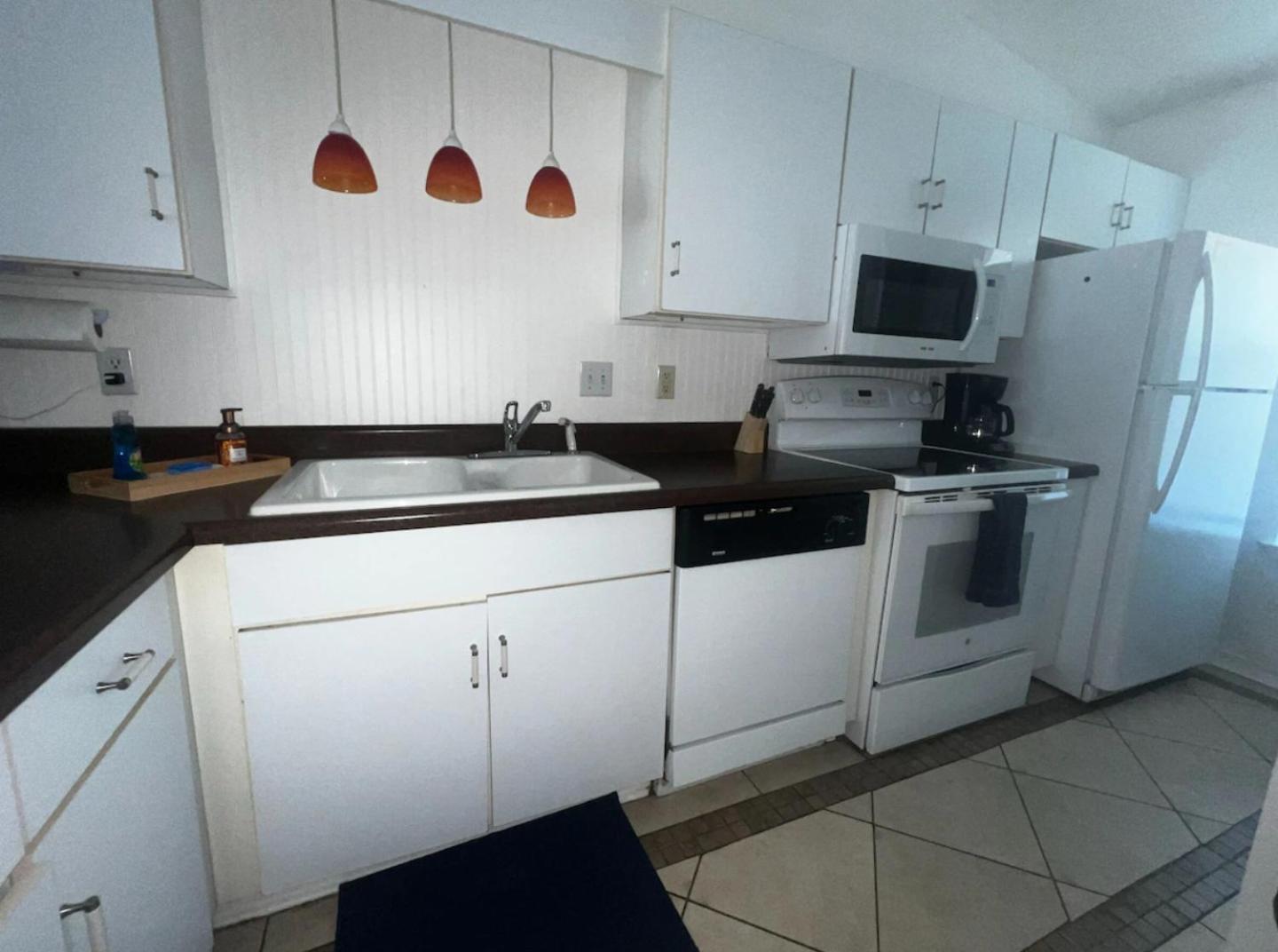 Holiday home Charming 2 Bdr 1 Bath Fenced Byard N Pet Friendly Close To Bases *